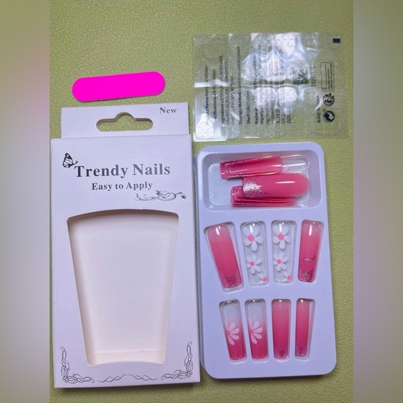 Passion of Essence Nail Bar 24pcs Long Coffin Floral Print Fake Nail - Picture 6 of 9